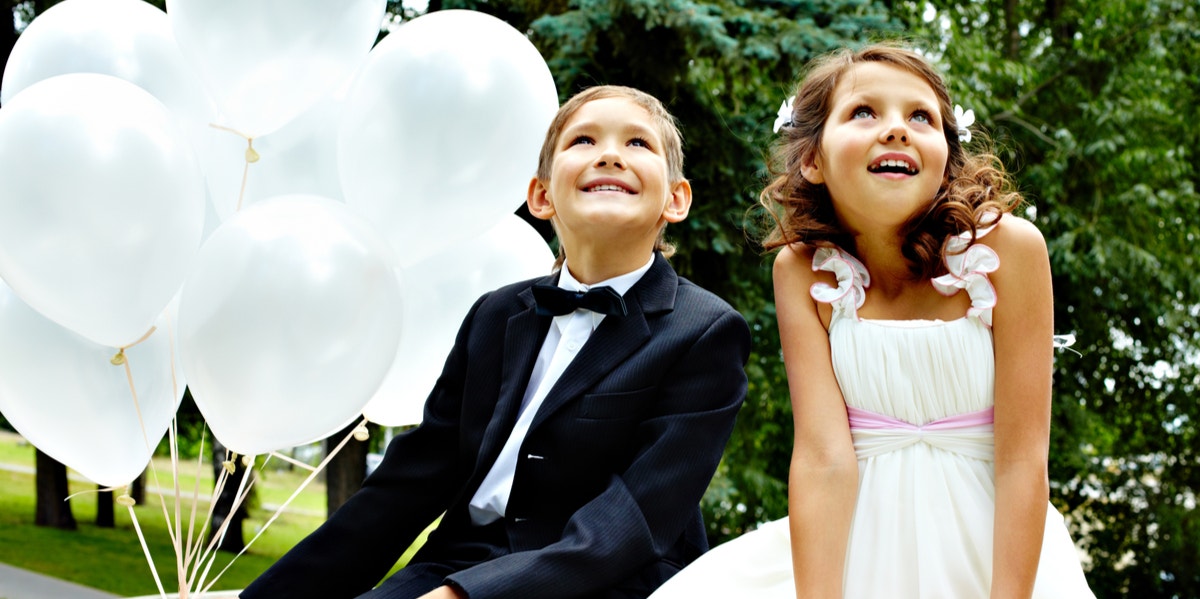 kids at a wedding