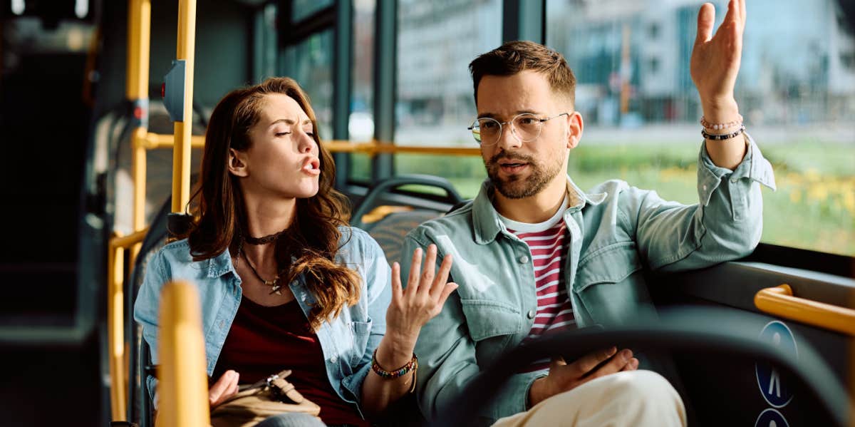 couple on bus arguing