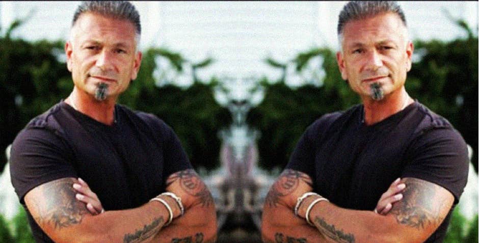 Who is Larry Caputo Dating? Who is Larry Caputo Dating?