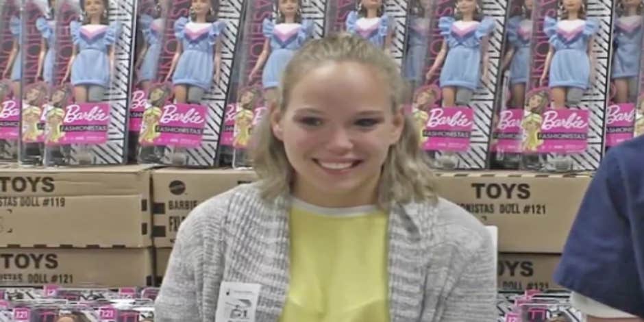 Who Is Chloe Newman? New Details On Teen Born Without Leg Who Donated Hundreds Of Barbies With Prosthetic Legs Who Is Chloe Newman? New Details On Teen Born Without Leg Who Donated Hundreds Of Barbies With Prosthetic Legs