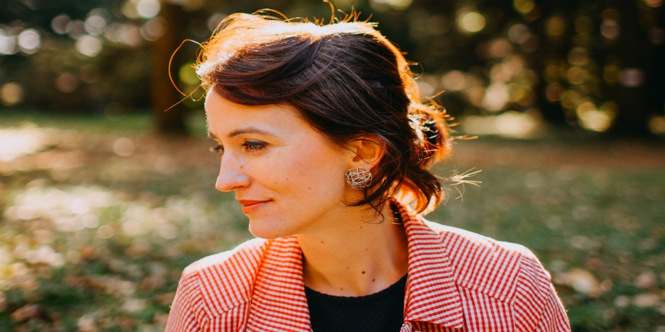 5 Ways To Have A "Working" Relationship With Your God Awful In-Laws 5 Ways To Have A "Working" Relationship With Your God Awful In-Laws