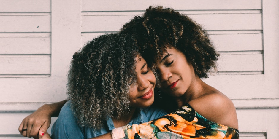 How To Have A Healthy Relationship When You're An Extrovert In Love With An Introvert