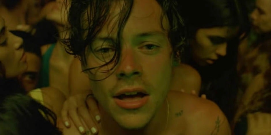 Is Harry Styles Bisexual? His New Single 'Lights Up' Has Fans Believing He Came Out As B Is Harry Styles Bisexual? His New Single 'Lights Up' Has Fans Believing He Came Out As B