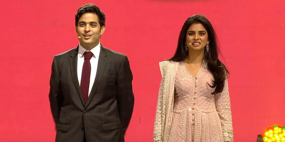 Who Are Isha And Akash Ambani? Meet The Indian Ambani Twins On The Fortune '40 Under 40' List
