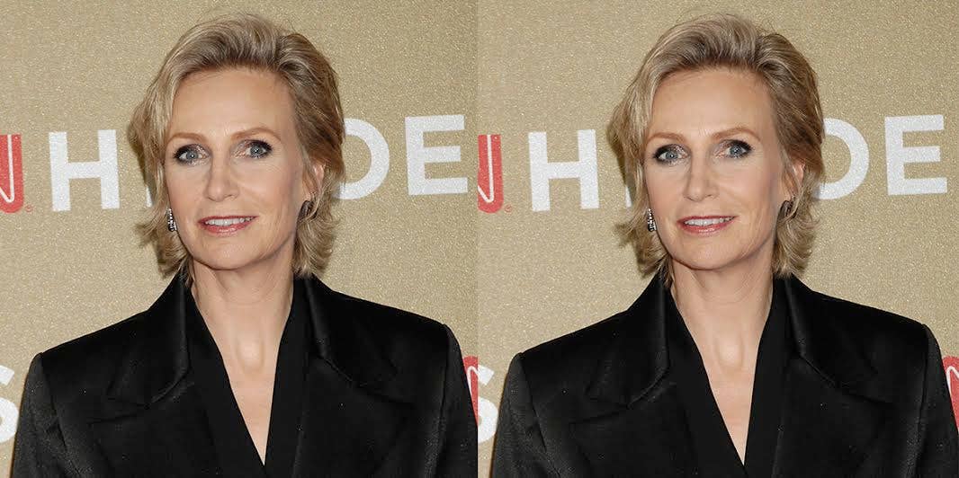 Who Is Jane Lynch's Girlfriend And Partner? Everything To Know About Jennifer Cheyne Who Is Jane Lynch's Girlfriend And Partner? Everything To Know About Jennifer Cheyne