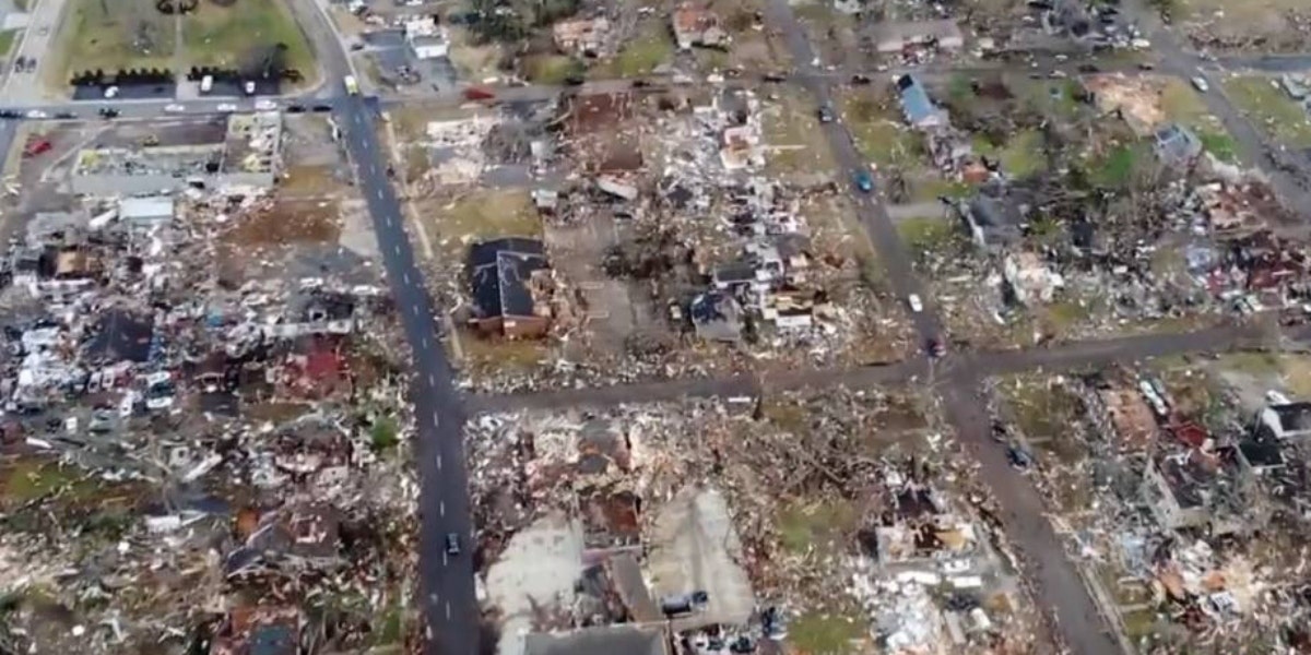 Jail Inmates Help Rescue Victims From Kentucky Factory Destroyed By Tornado Kentucky tornado wreckage