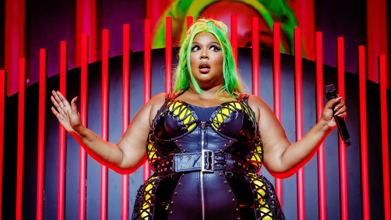 Lizzo with green hair