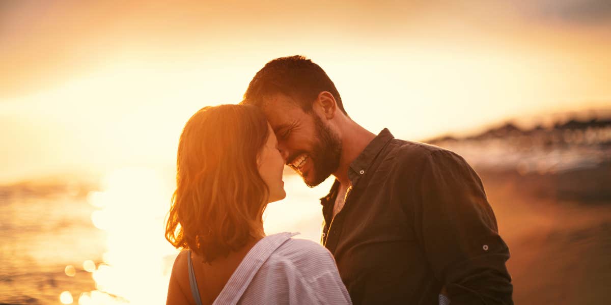 Love Horoscope For December 21, 2023 Brings Sweet Romance couple in love