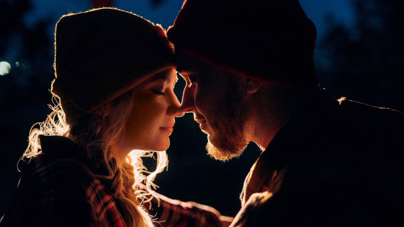 5 Tiny Skills Of Women Who Create Real Intimacy With Their Man intimate couple