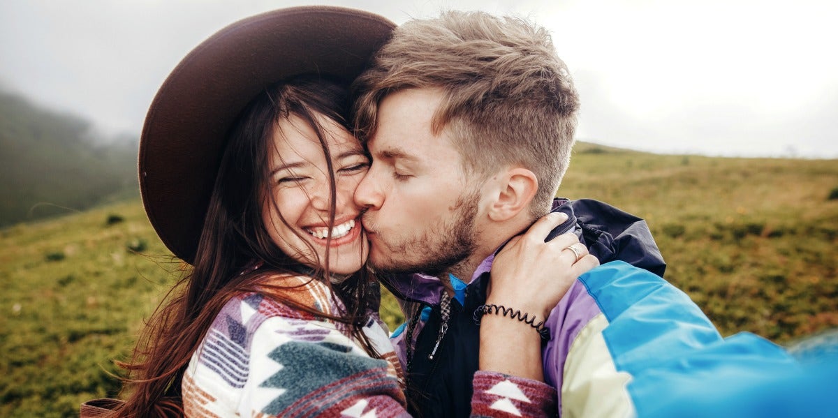 The 6 Love Styles — And The Tiny Secrets They Reveal About Him couple in love