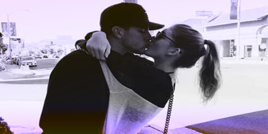 6 Reasons Left Handed People Are The Best Lovers 6 Reasons Left Handed People Are The Best Lovers