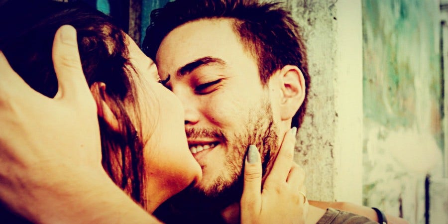 How Do You Know When You're In Falling In Love Vs. Lust? Signs That What You Feel Is Real How Do You Know When You're In Falling In Love Vs. Lust? Signs That What You Feel Is Real