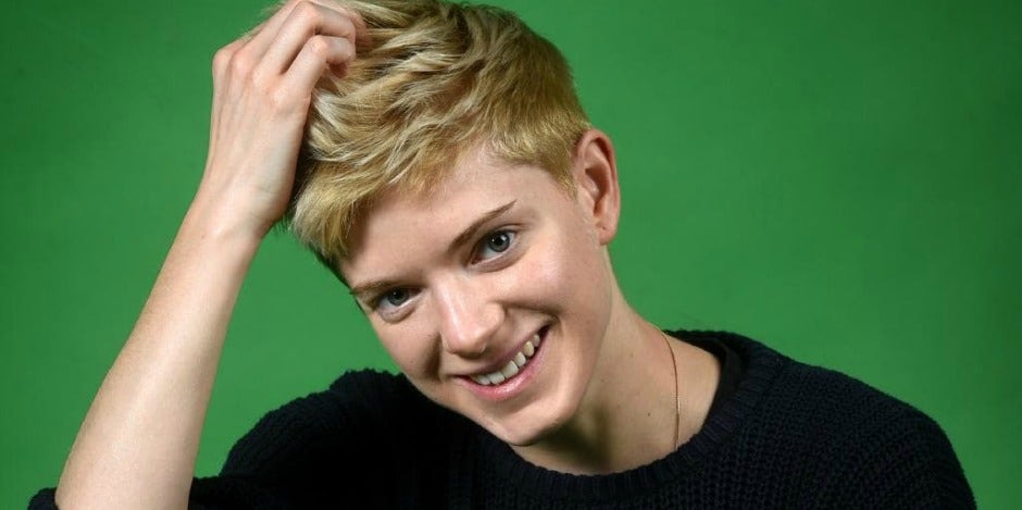 Who Is Mae Martin? New Details On The Comic From 'Comedians Of The World' On Netflix Who Is Mae Martin? New Details On The Comic From 'Comedians Of The World' On Netflix