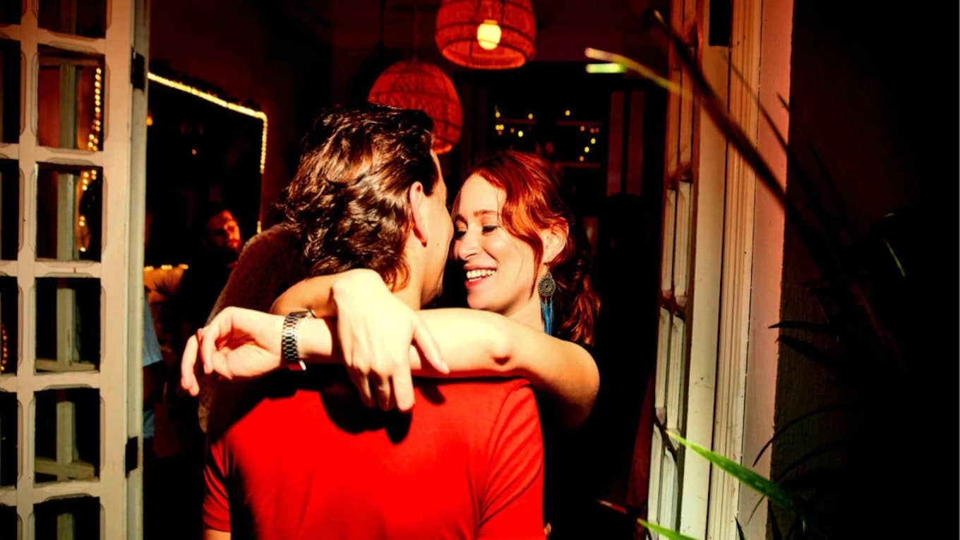 3 Primary Male Personality Types And The Ideal Partner For Each Of Them happy couple embracing