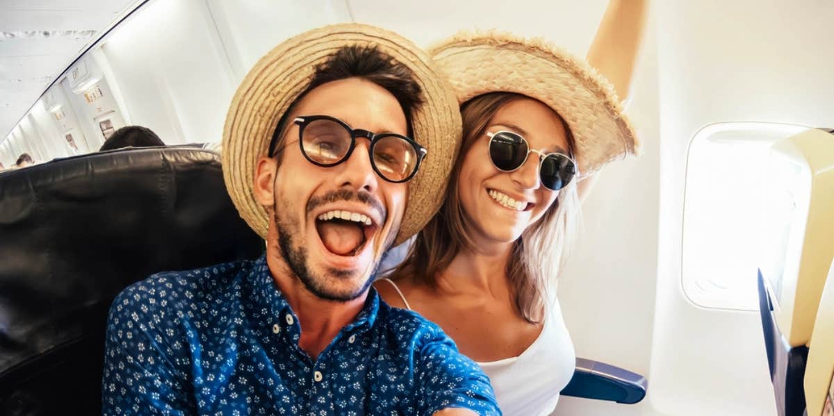 Man Wonders If He Was Wrong To Refuse To Switch Plane Seats With Newlyweds After Passengers & Crew Turn On Him Plane, honeymoon, couple