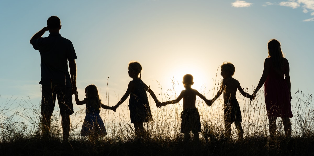 Why Our Marriage Is Stronger Than It's Ever Been, Even After Six Kids And Full-Time Careers large family of children