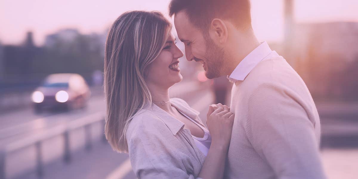 Why Men With Beards Are Sexist couples about to kiss