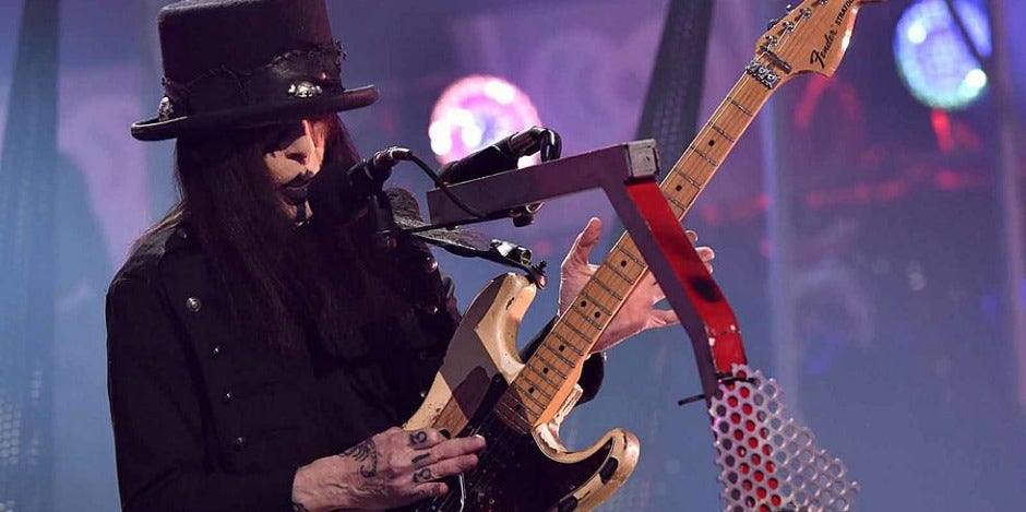what disease does Mick Mars have