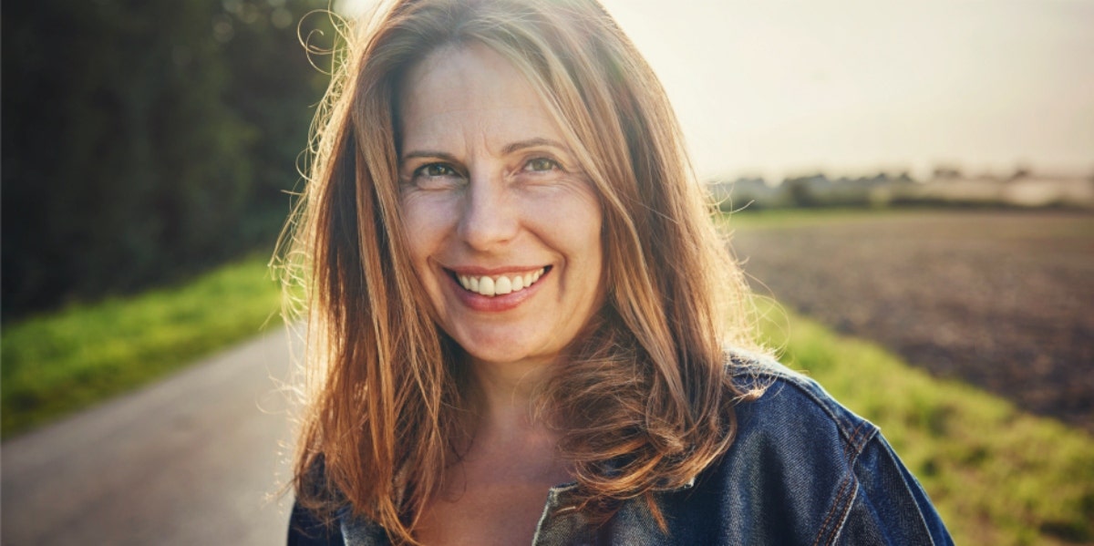 Go From Midlife Crisis To Midlife Babe In 10 Steps woman going through a midlife crisis