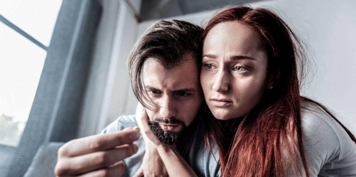Why You Can’t Mistake Addiction For Love woman holding man