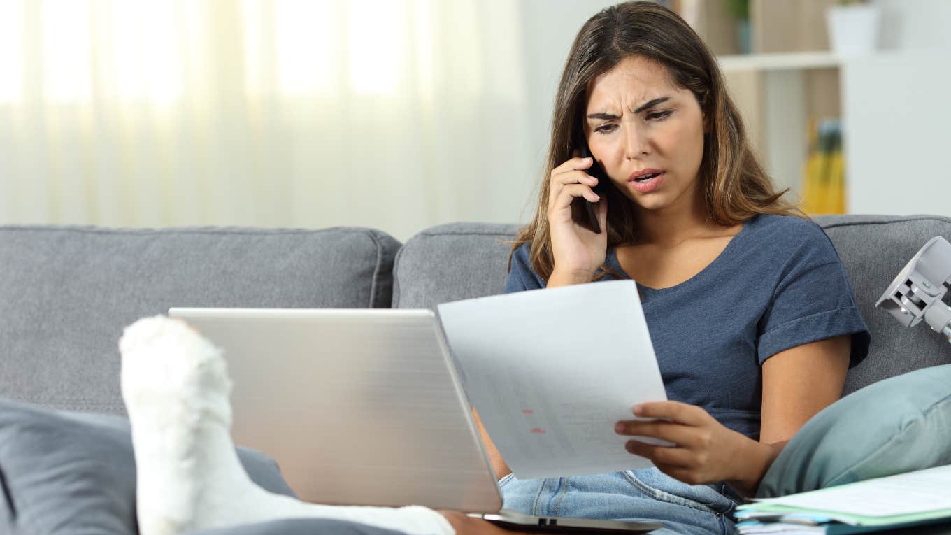 woman trying to get her hospital bills lowered