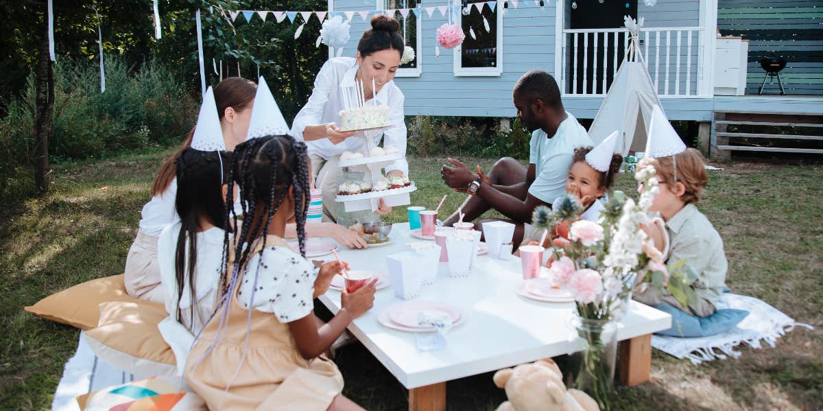 uninvited kid at child's birthday party