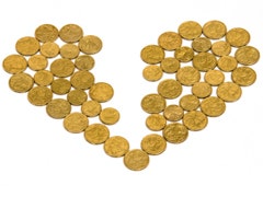 Dating A Rich Guy: More Important Than You Think heart money