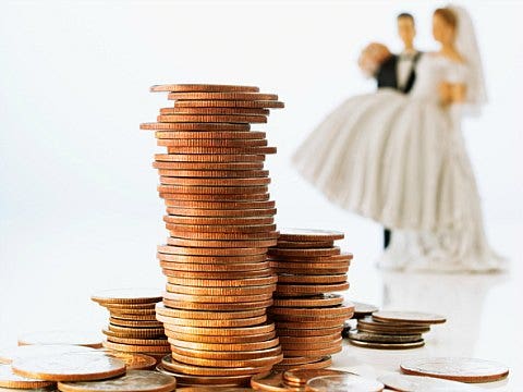 What's Better For Finances: Getting Married Or Staying Single?