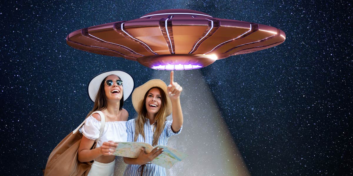 women with alien space ship
