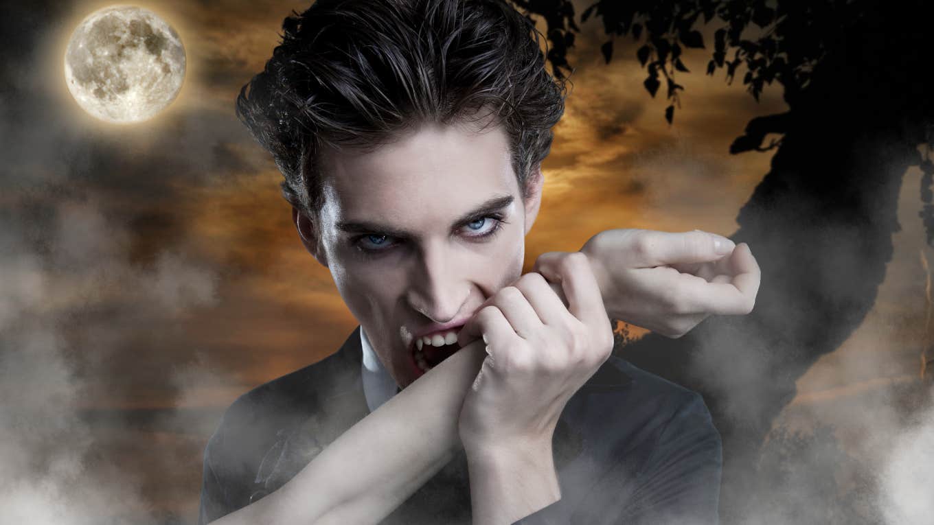 I Dated A Real-Life Vampire Vampire man out at night
