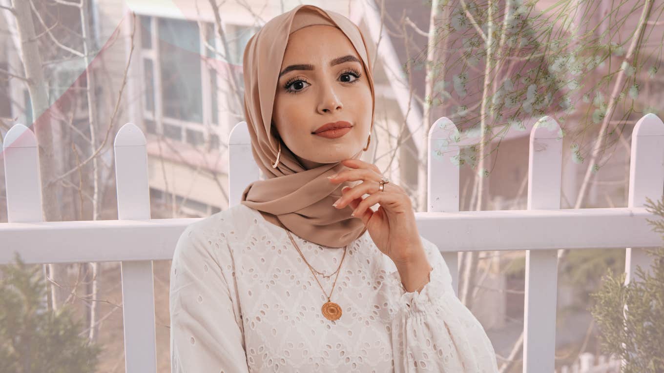 My Hijab Does Not Erase My White Privilege Woman in hijab