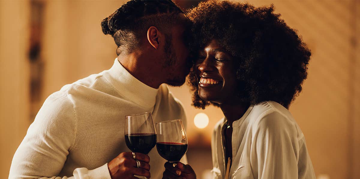 9 Gestures Of Flirtation That Mean, Yes Girl, He's Into You guy flirting with woman on date