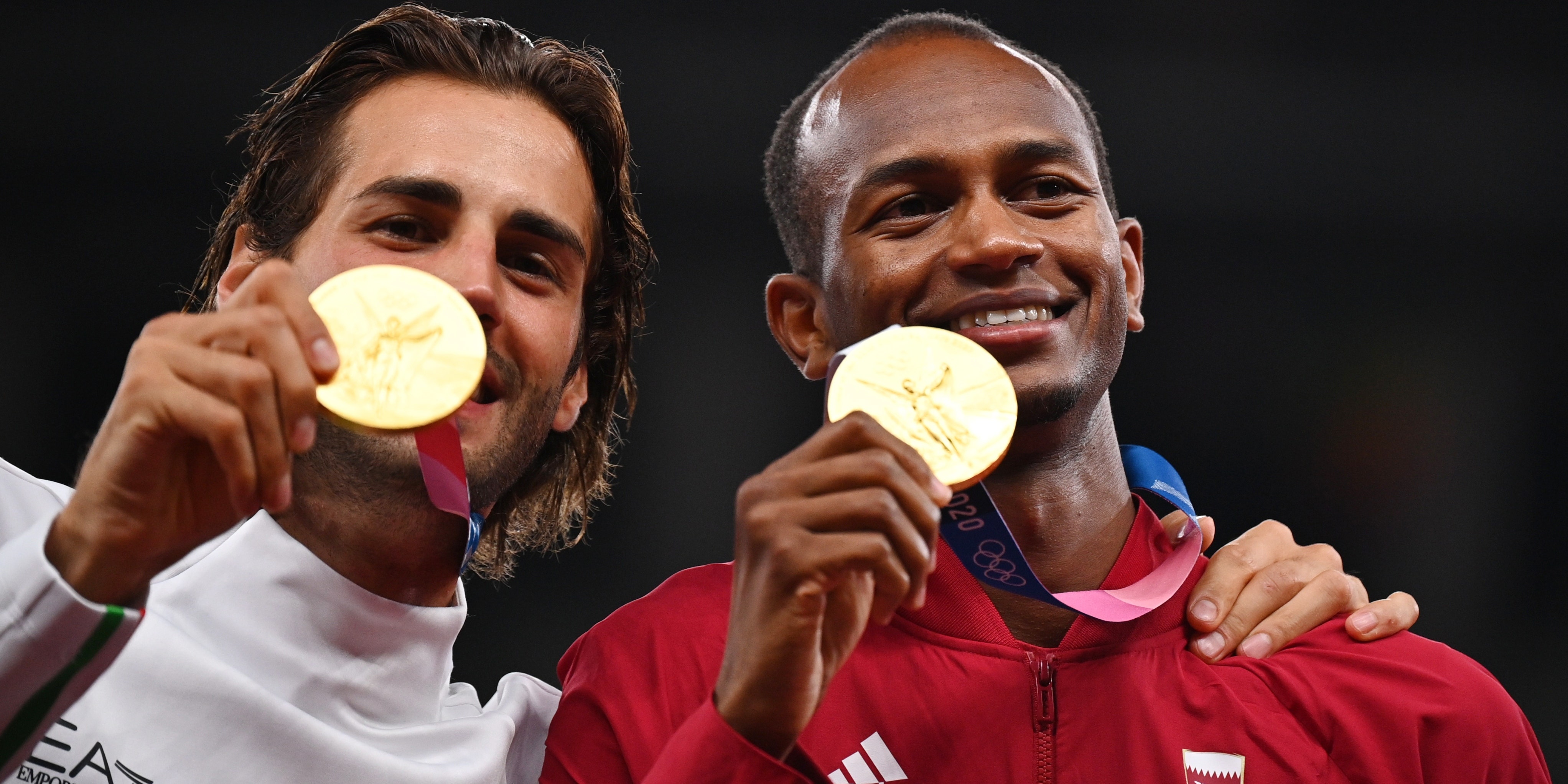 Video Of Two Olympians Deciding To Share Gold Goes Viral Gianmarco Tamberi Mutaz Essa Barshim Share Gold Olympics
