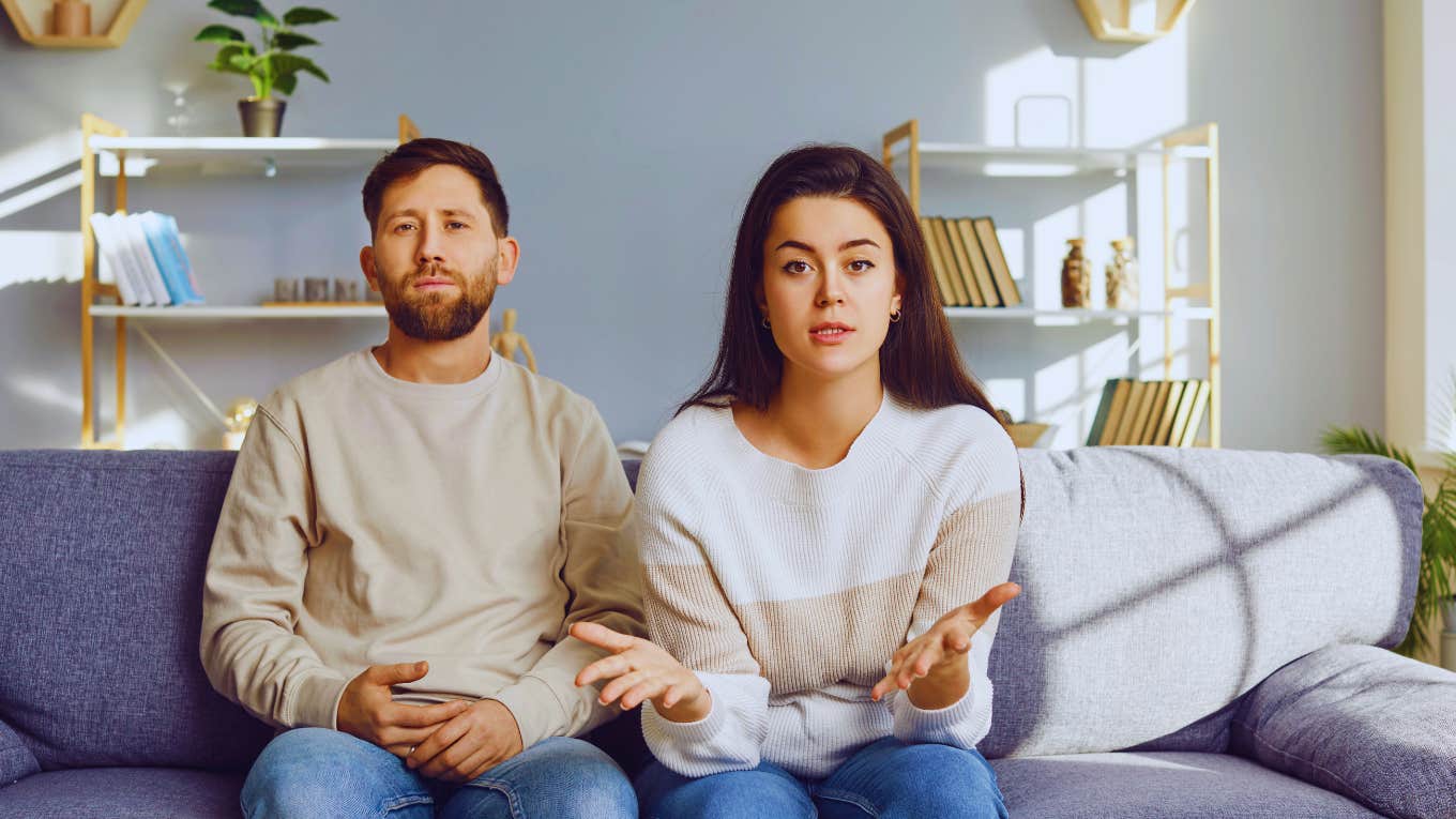 Therapist Says She Sees This One Kind Of Couple 25% Of The Time couple in therapy