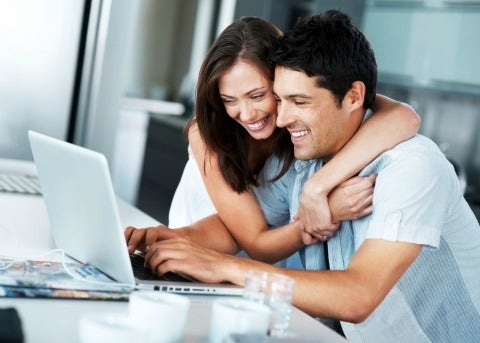 Dating Tips for Beginning a Relationship Online