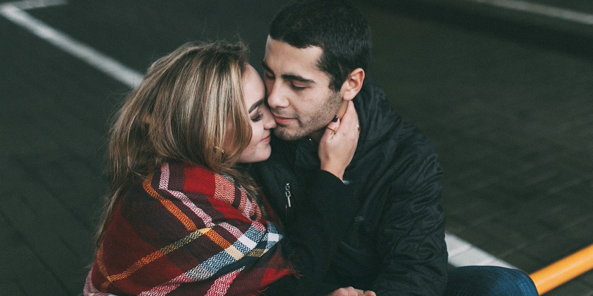 I'm A Paranoid Schizophrenic With A Great Marriage couple cuddling