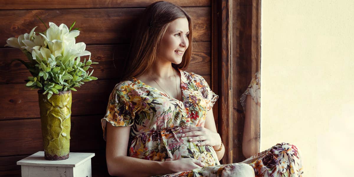 Woman's Ex-Fiancé Wants Equal Custody Of Baby After He Left During Her Pregnancy Pregnant woman in her home