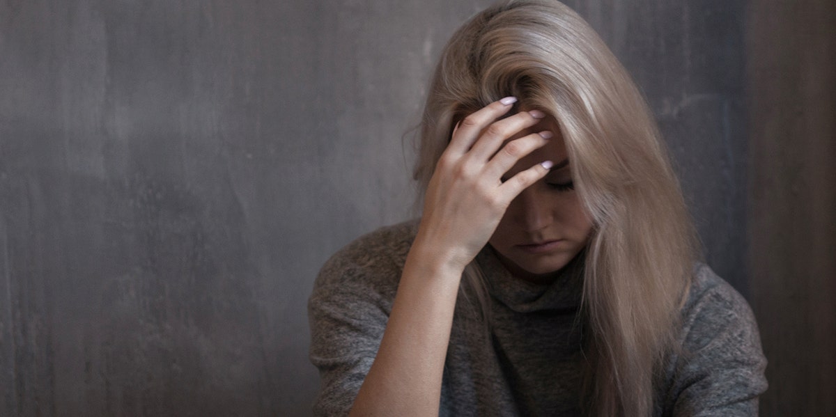 What You Need To Know About People With PTSD (Post Traumatic Stress Disorder) sad woman