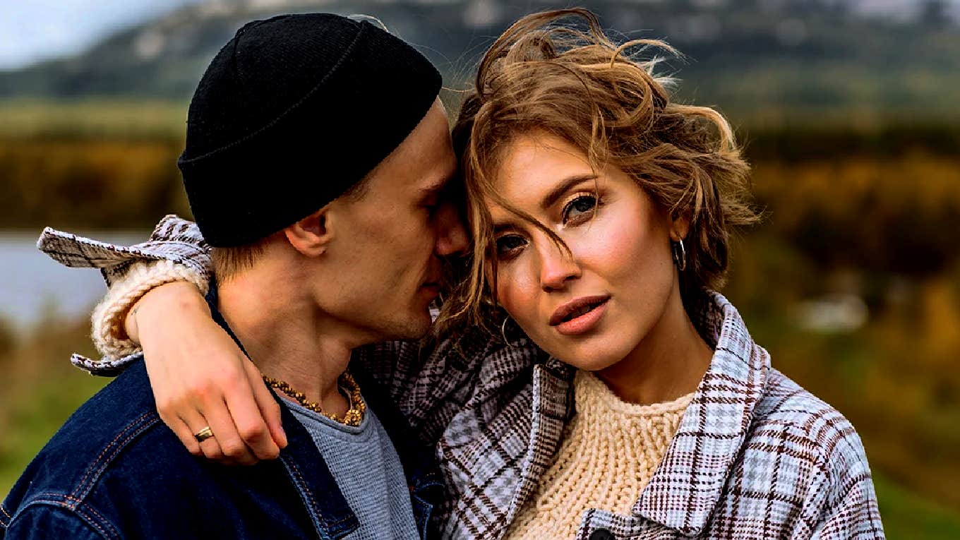 Relationships That Last Share These 3 Specific Qualities man and woman in love