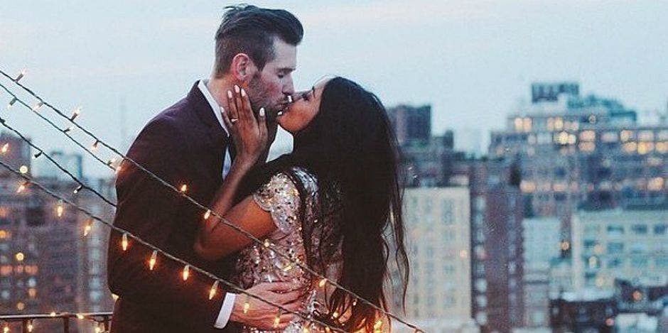 kissing kissing