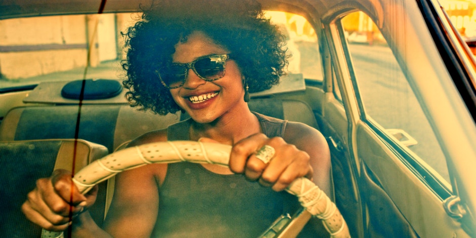 10 Life-Enhancing Things You Can Do While Sitting At A Red Light 10 Life-Enhancing Things You Can Do While Sitting At A Red Light