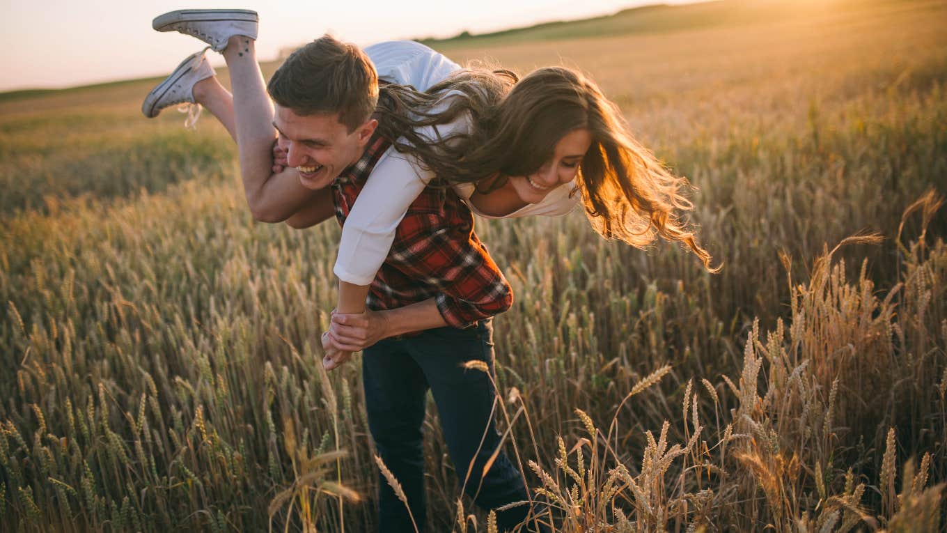 9 Relationship Rules The Happiest Couples Break Regularly - Vimarsana News