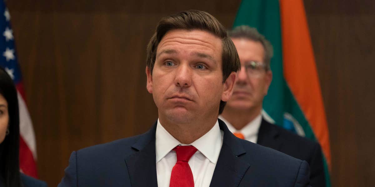 Florida Will Issue Fines To Businesses Asking For Vaccine Proof ron desantis florida governor