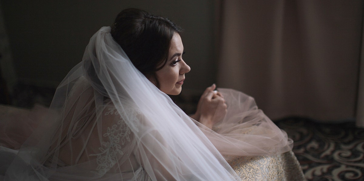 Real Runaway Bride: Why I Canceled My Wedding At The Last Second sad bride