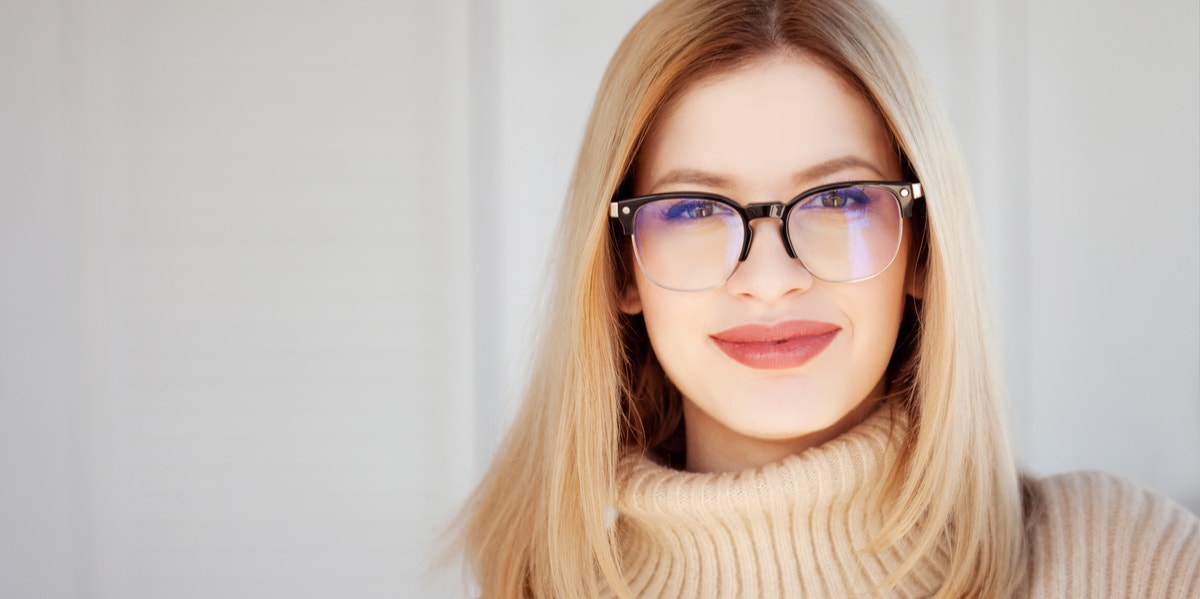 Scatterbrained People Are Basically Geniuses, Says Psychology smart woman