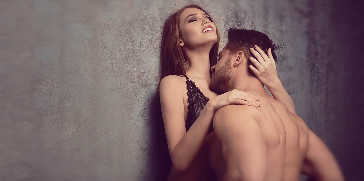 The Best Aphrodisiac In The World Is NOT Oysters couple hugging