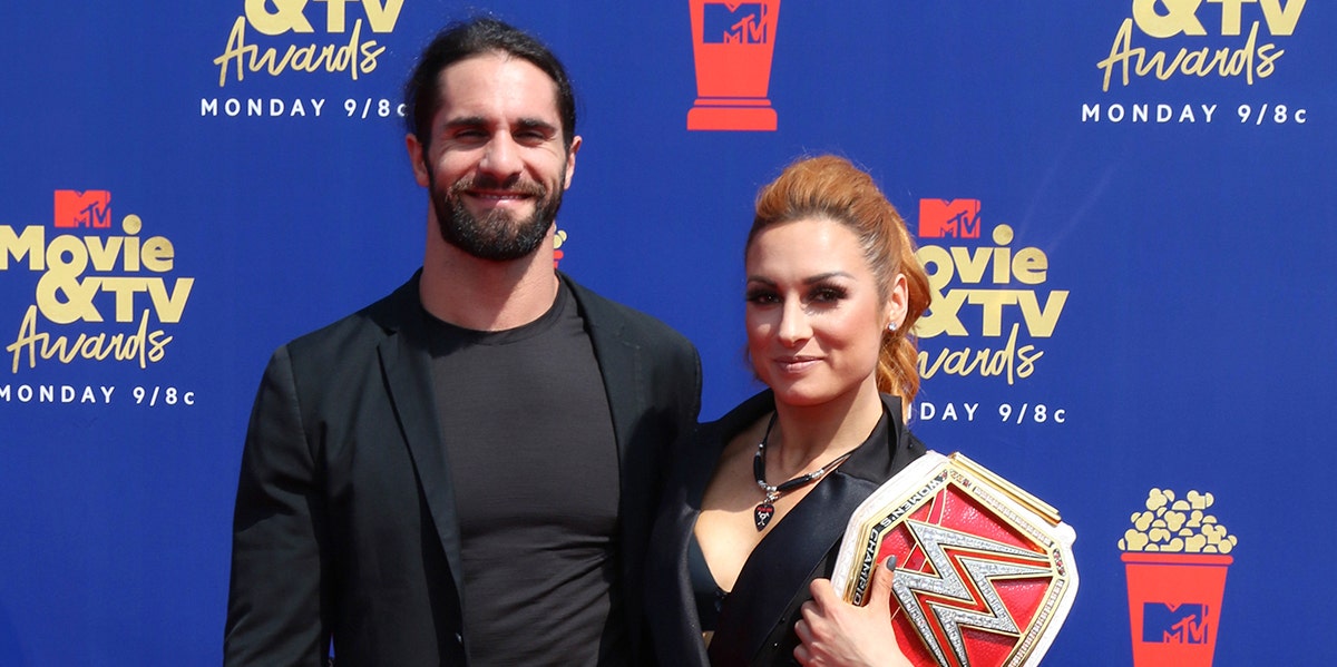 25 Words or Less - Caption this! 🤣 😅 Becky Lynch Seth Rollins
