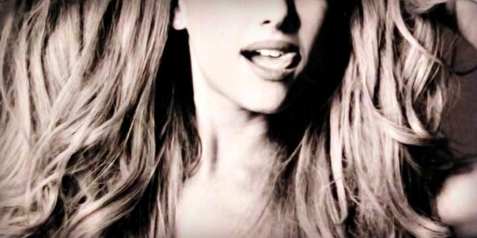 28 Sex Games To Play With Your Partner (And Friends!) 28 Sex Games To Play With Your Partner (And Friends!)