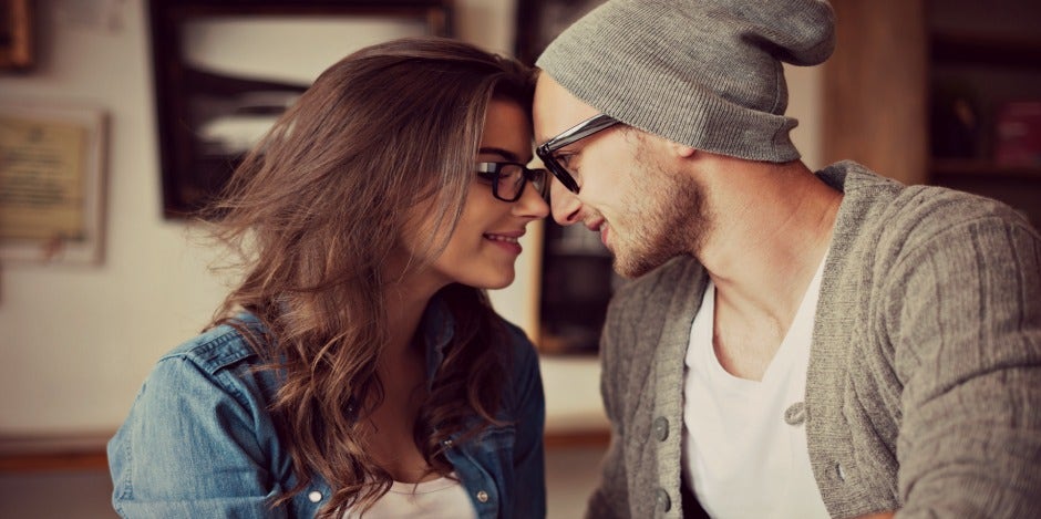 Flirting Tips: How To Flirt With A Guy Flirting Tips: How To Flirt With A Guy