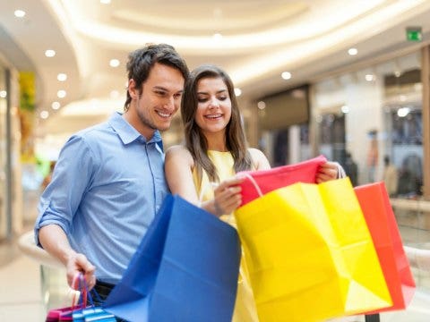 couple shopping couple shopping